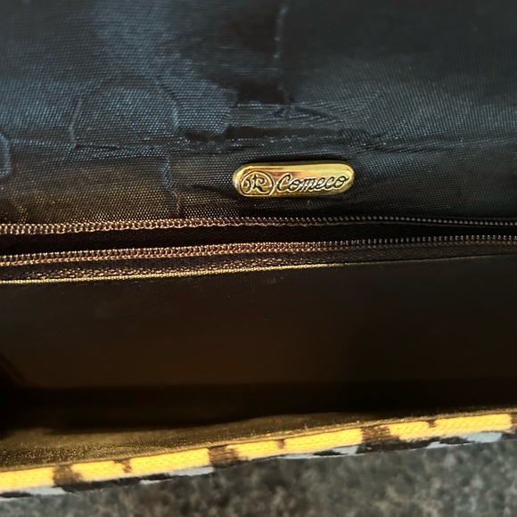 Gingham purse with silver chain 11x5 black and white - Picture 3 of 4